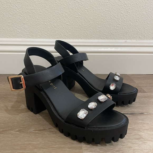 Madden Girl Shoes - Madden Girl Platform Rhinestone Sandals Black Chunky Heel Size 7